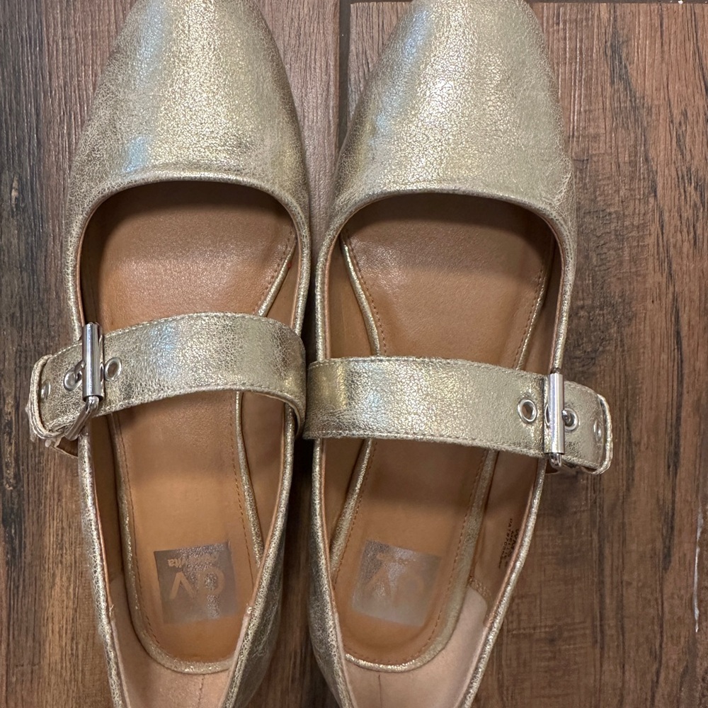 DV by Dolce Vita Metallic Flats